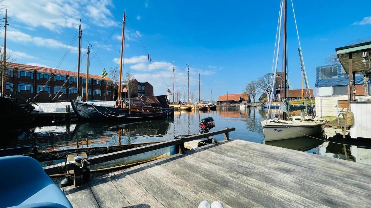 Woonboot 4 Harderwijk Hotel Ngoại thất bức ảnh