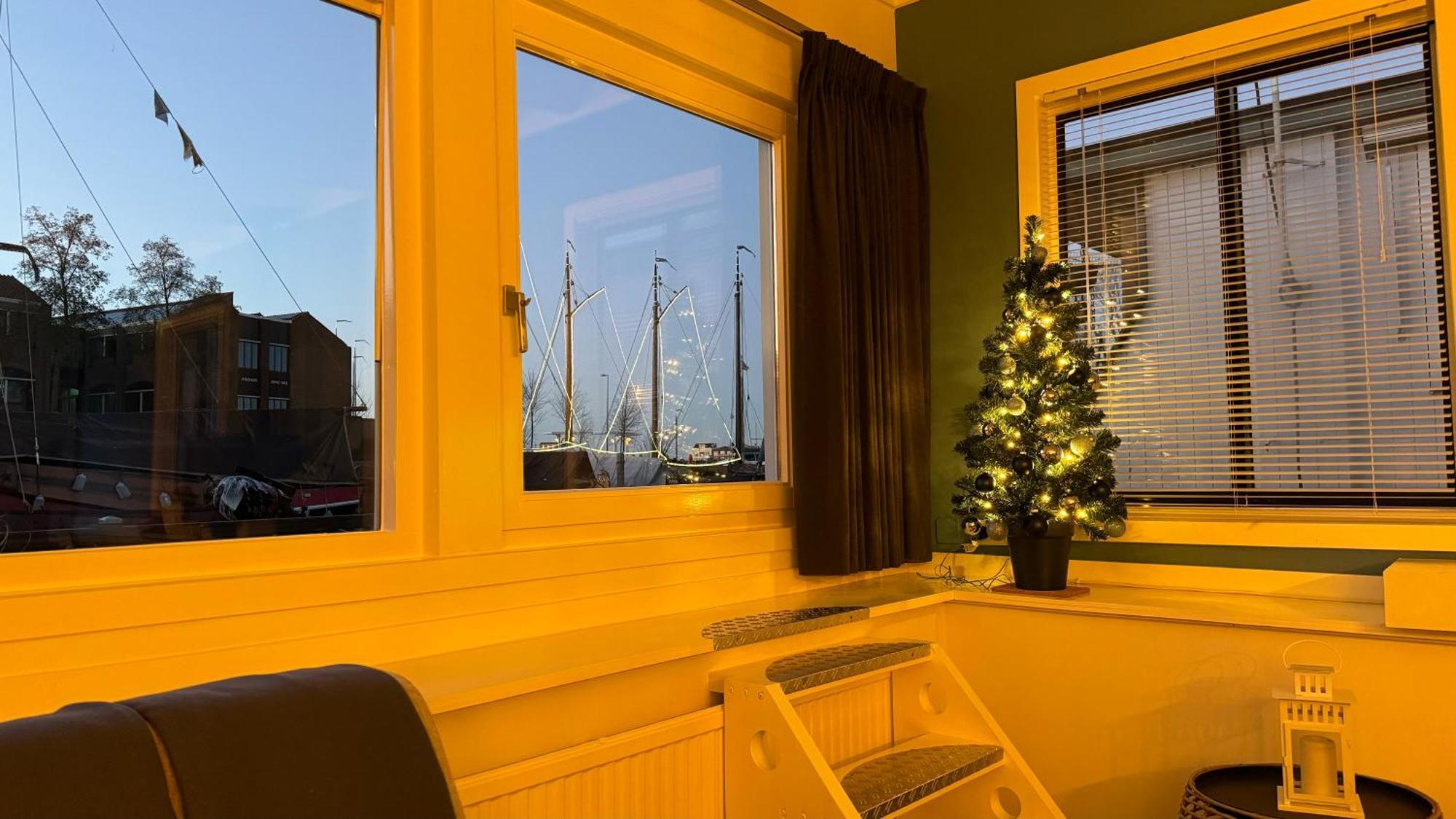 Woonboot 4 Harderwijk Hotel Ngoại thất bức ảnh